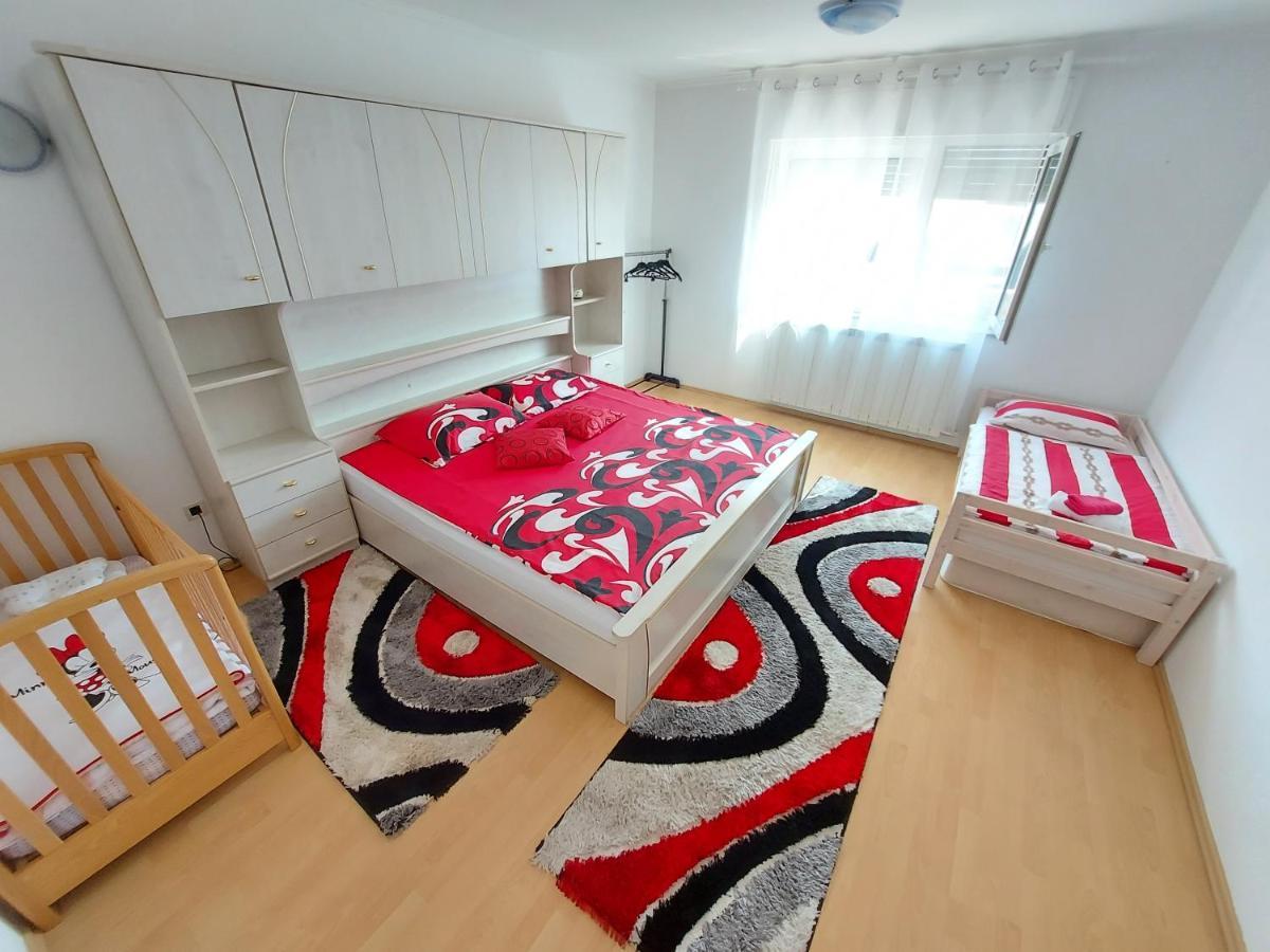Apartman Palma Marinici  ภายนอก รูปภาพ