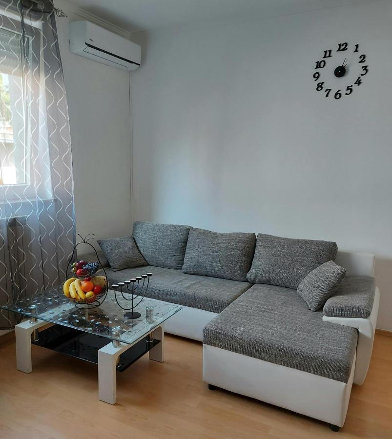 Apartman Palma Marinici  ภายนอก รูปภาพ