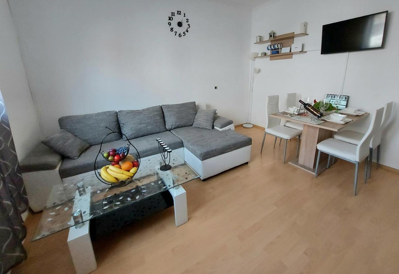 Apartman Palma Marinici  ภายนอก รูปภาพ